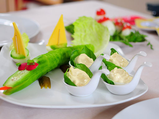 Verduras Tabuenca - Un plato de verduras para los niños